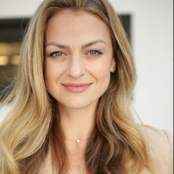 Dr. Katie Arfa